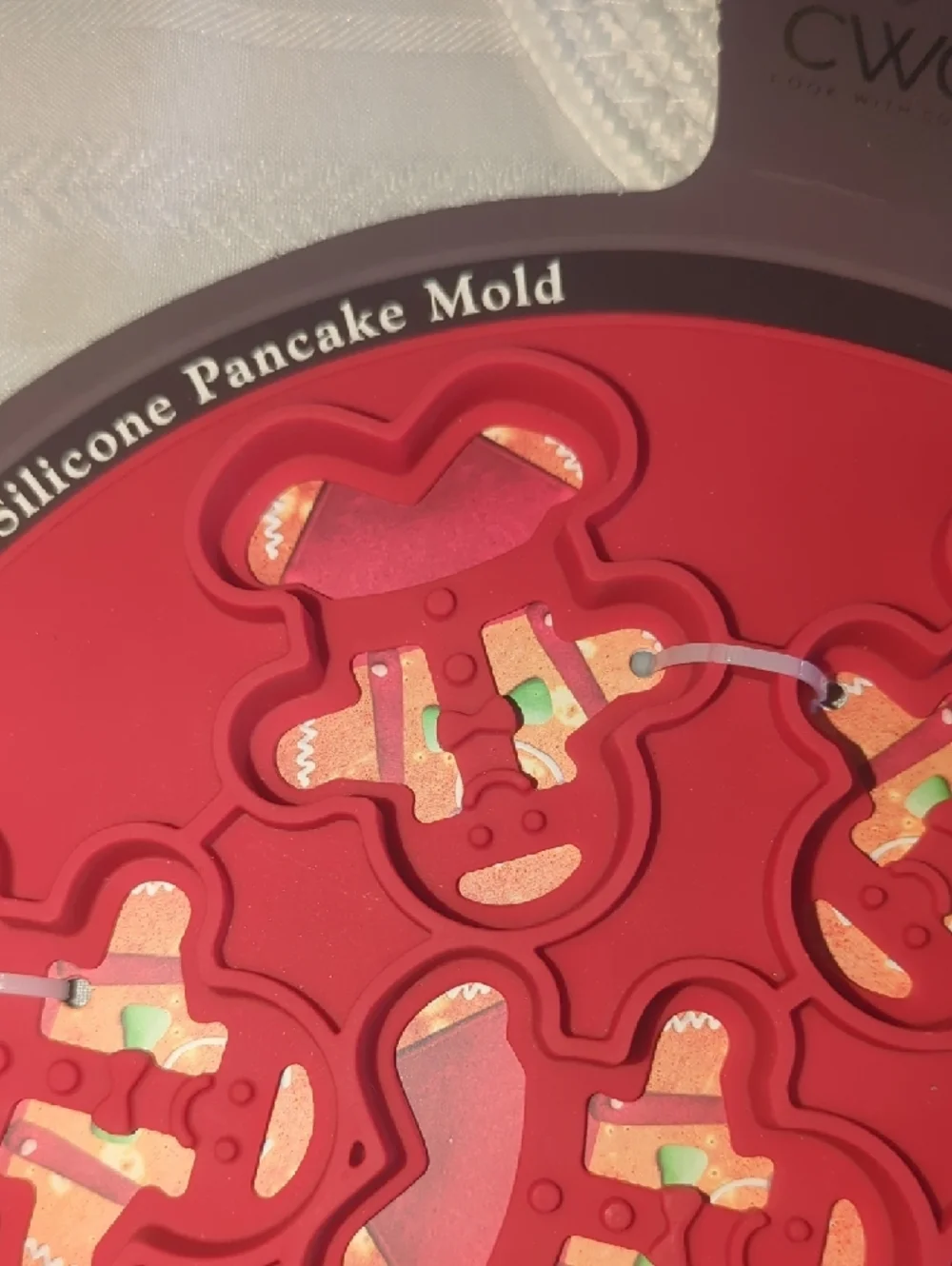 7-in-1 Silicone Pancake Mold - Red